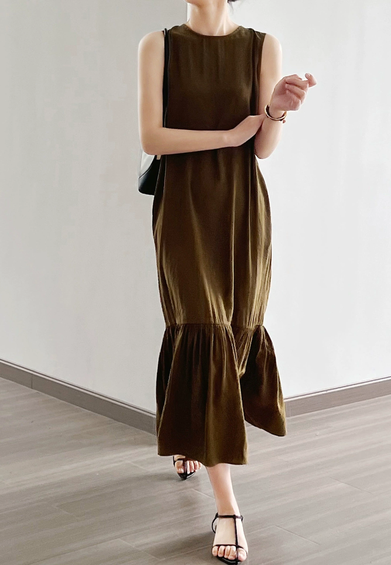 New hollowed out long sleeveless dress CA25031914BW