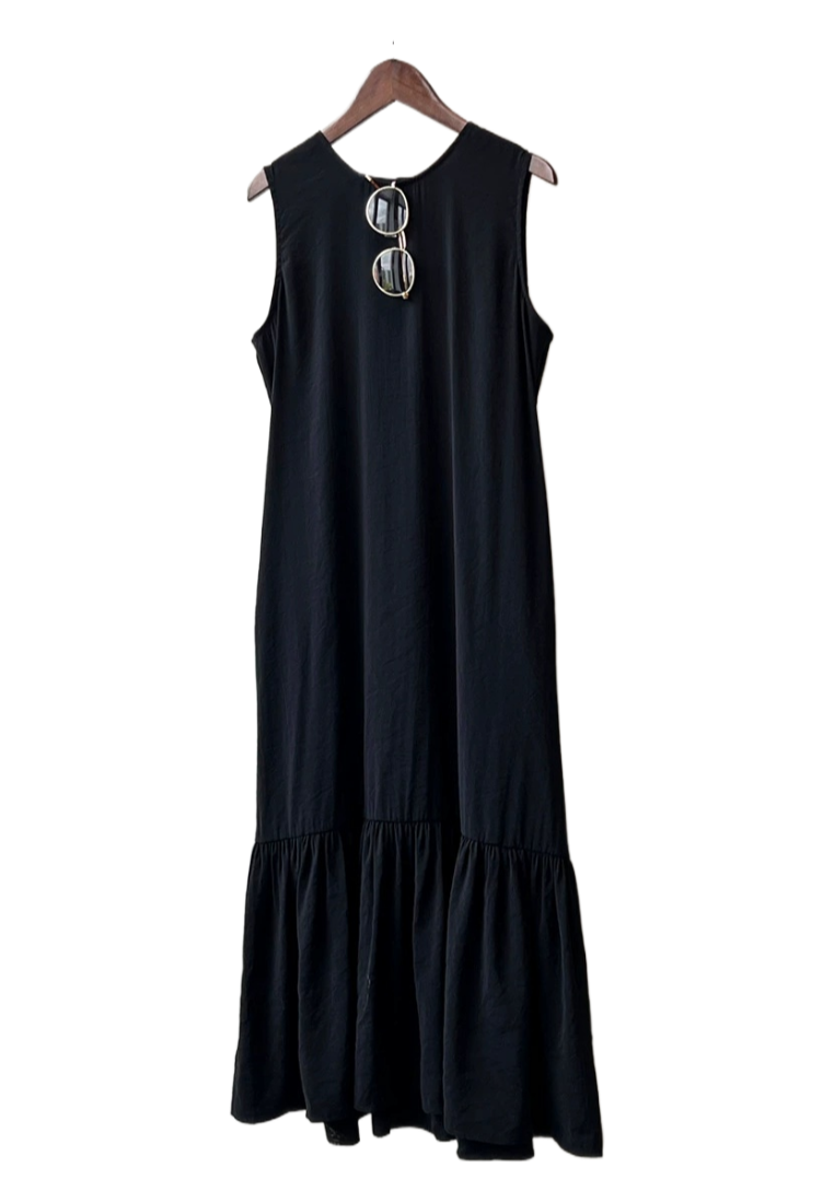 New hollowed out long sleeveless dress CA25031914BW