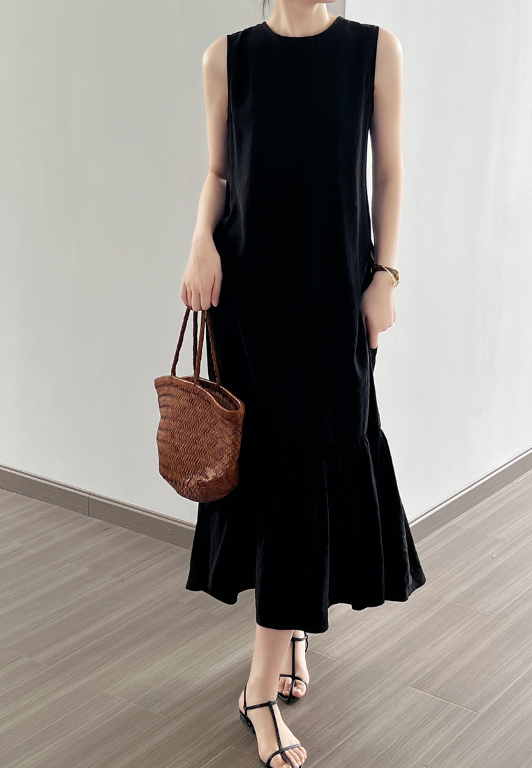 New hollowed out long sleeveless dress CA25031914BW