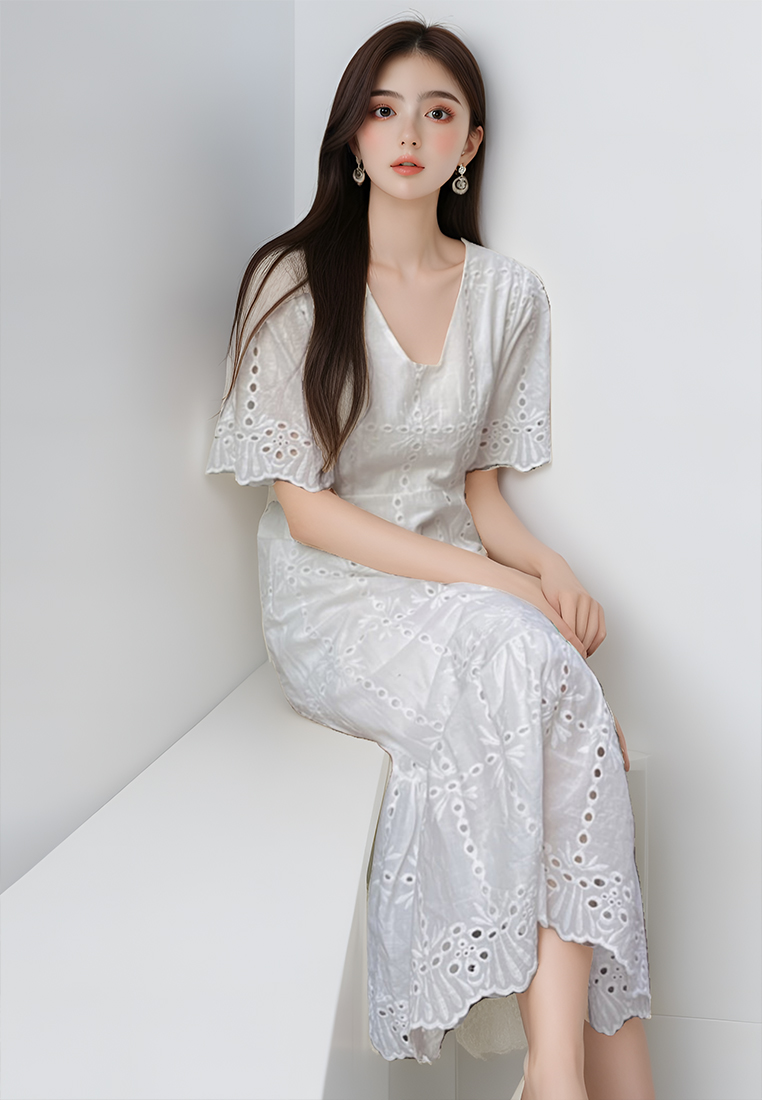 Summer French minimalist hollow lace short sleeved dress CA25032715BK