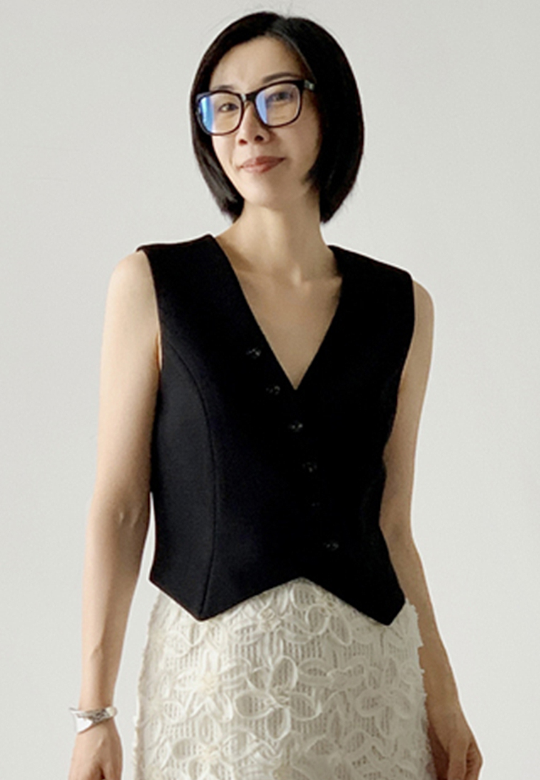 Retro and fashionable all-match v-neck sleeveless top CA25061715BK