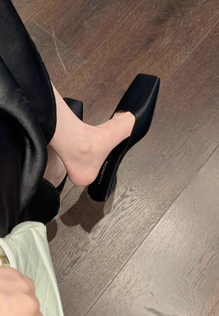 Summer new French square toe shallow satin triangle heel sandals CA225042216GR