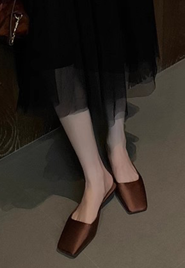 Summer new French square toe shallow satin triangle heel sandals CA225042216GR