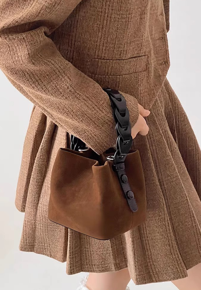 Original woven vintage suede bucket bag CA25042319