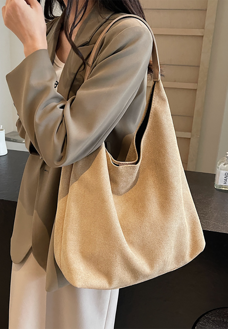 New Autumn Winter Commuter Suede Shoulder Tote Bucket Bag CA25110719BK