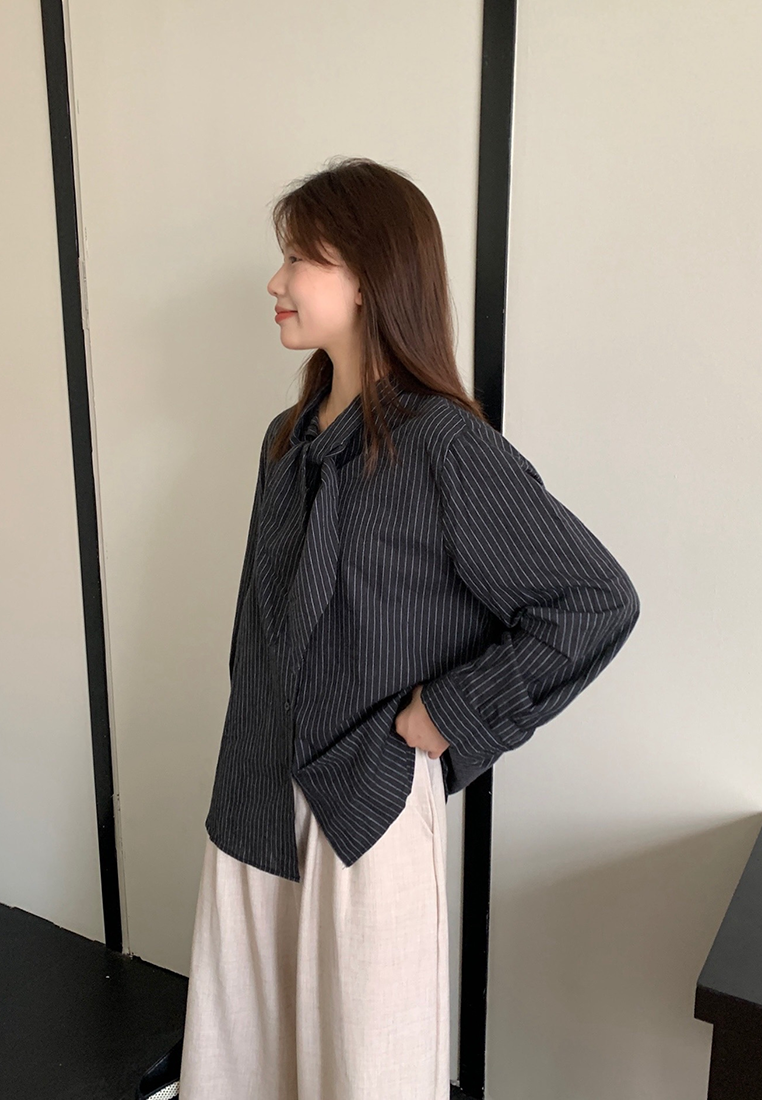 Korean style loose casual shirt with tied straps CA24092502BK