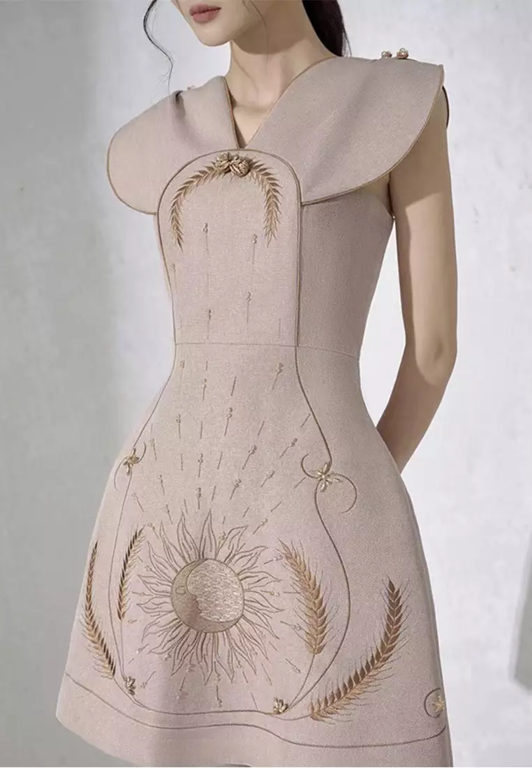 Temperament Embroidery Heavy Industry Dress CA24102530BE