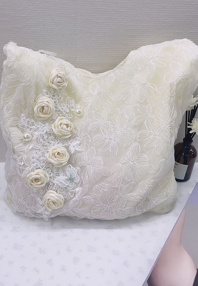 Lace Canvas Flower Shoulder Bag CA25030302W