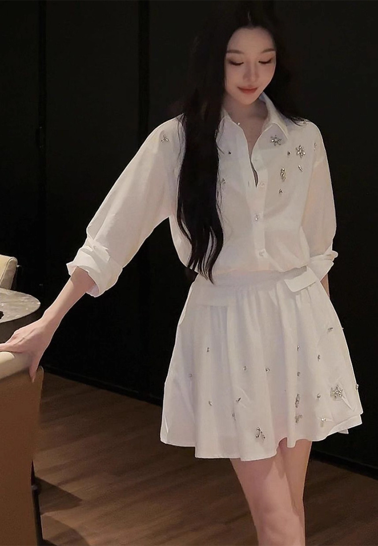 New Early Fall White Collar Handmade Diamond Embellished Miniskirt CA25092520W