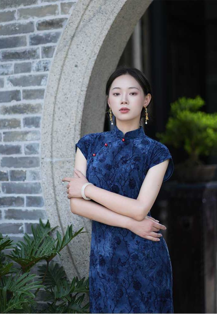 2026 New Style Elegant Black Irregular Cheongsam Dress CA25121501BK