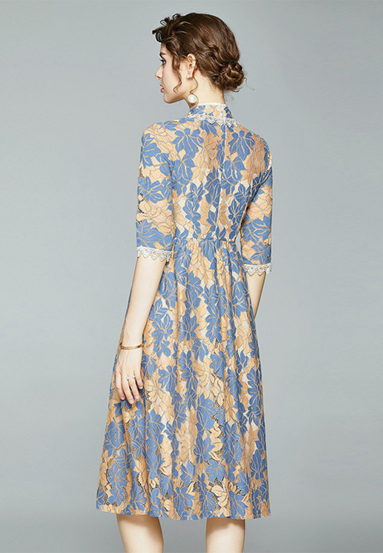 New lace dress A021920