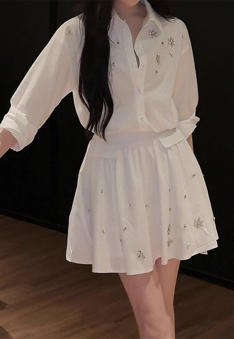 New Early Fall White Collar Handmade Diamond Embellished Miniskirt CA25092520W