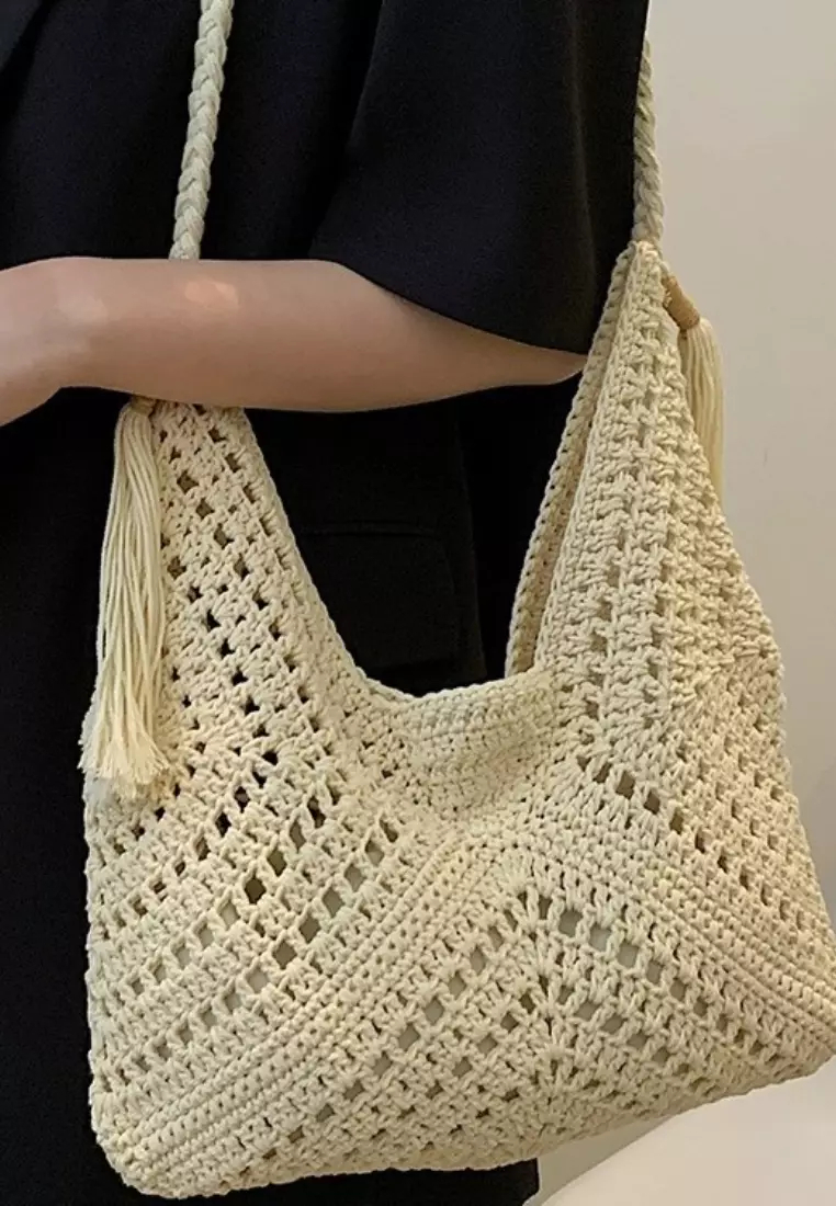 2024 casual tassel woven straw bag 