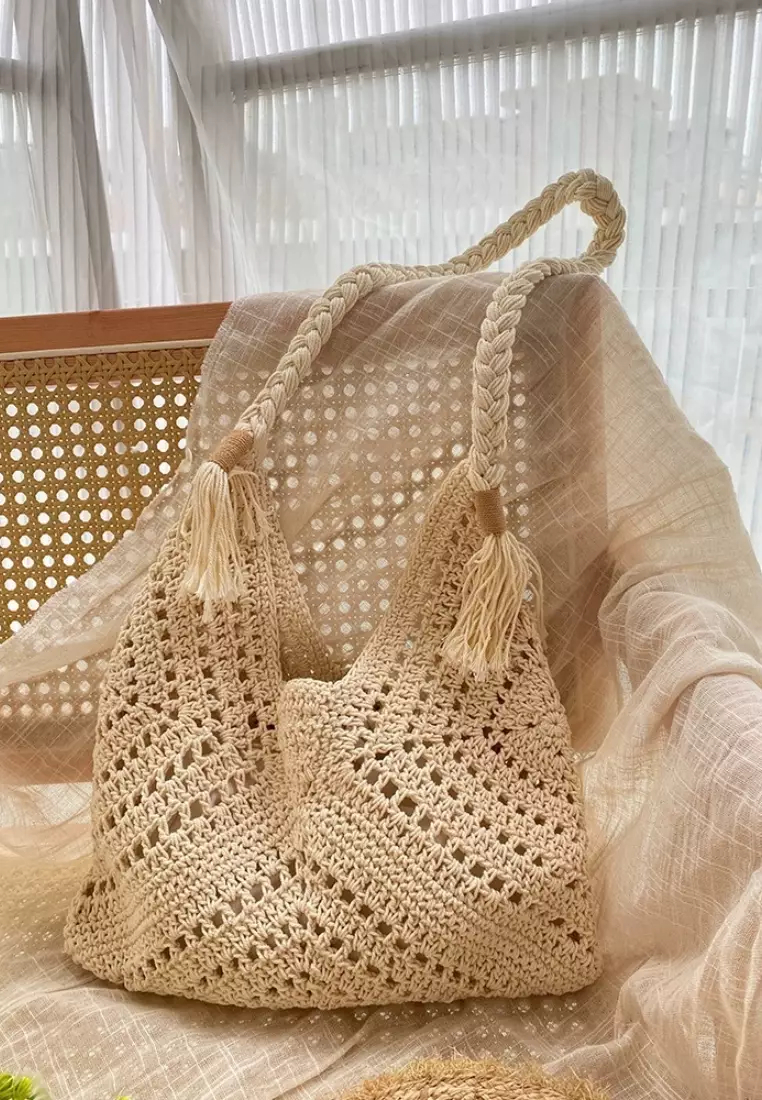 2024 casual tassel woven straw bag 
