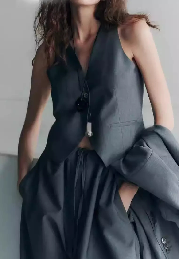 2024 new style simple suit jacket, vest and trousers three-piece suit K092510KI