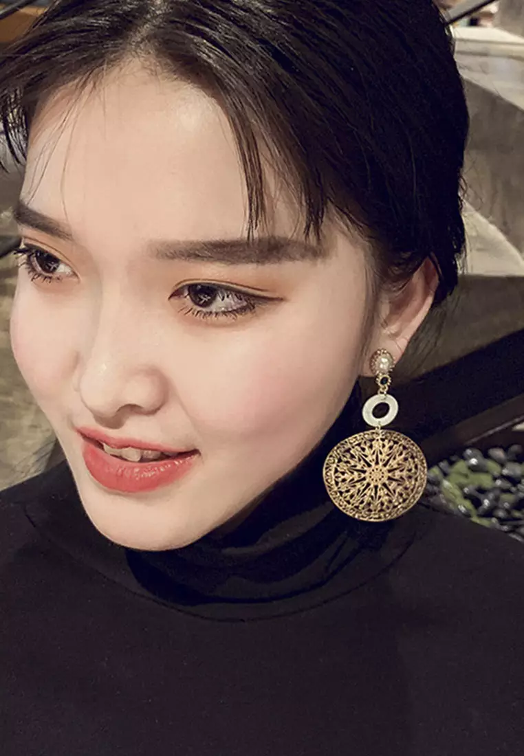 Hollow and Carved Round Metal Earrings CA060303