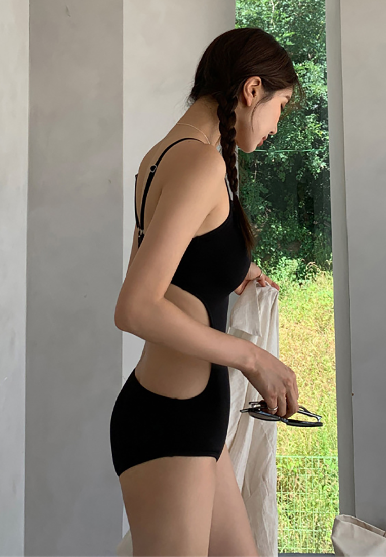 New Japanese and Korean one-piece solid color sling backless swimsuit CA250523021BL