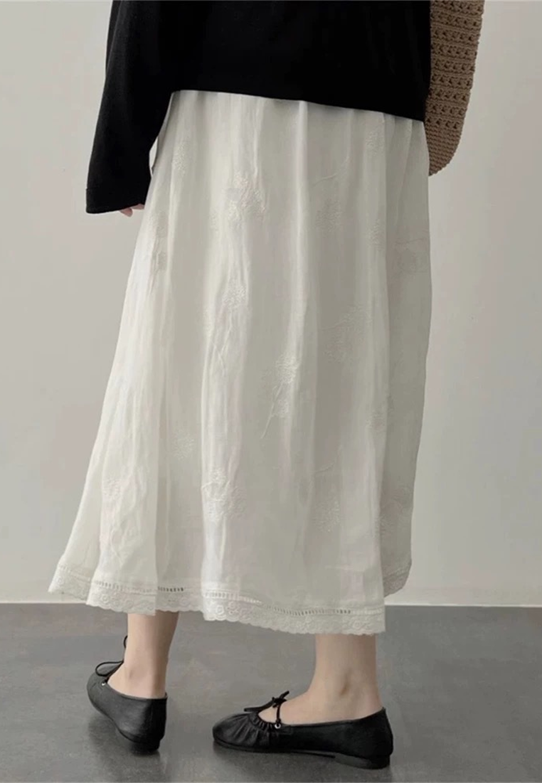 New Cotton and Linen Embroidered White Skirt CA25061721W