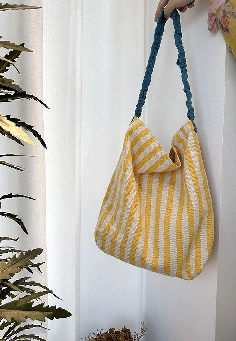 2024 minimalist striped single shoulder Totes CA24032322GR