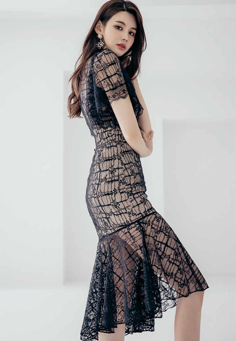 Summer New Slim-fit Lace Fashion Flounce Dress CA25091522BK