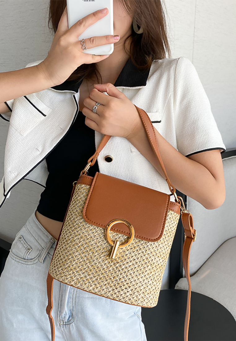 New style hand-held lock straw beach crossbody bag CA25042322BK