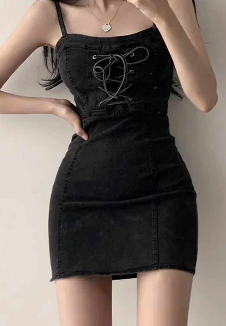 Versatile and sexy waist cinching suspender dress CA25032757BL
