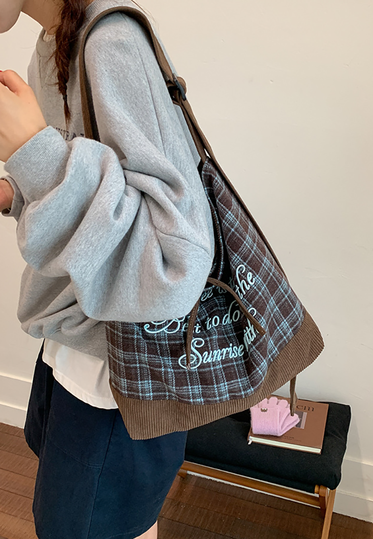 New Korean-Style Retro Plaid Reversible Commuter Shoulder Crossbody Canvas Bag CA25110723BL