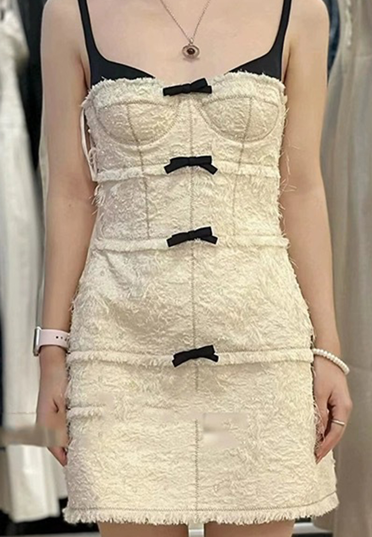 Elegant bow dress with suspenders CA242111923W