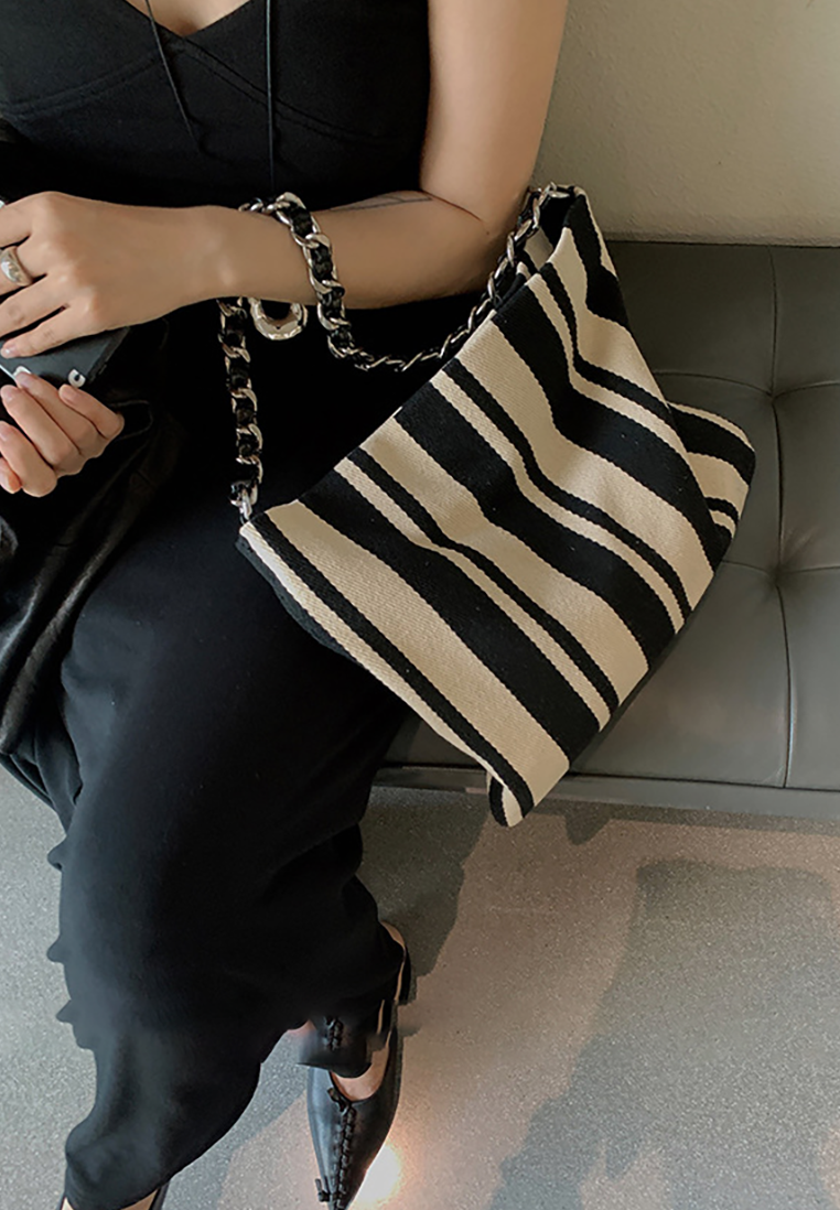 2025 chain underarm canvas tote bag CA25042324BK
