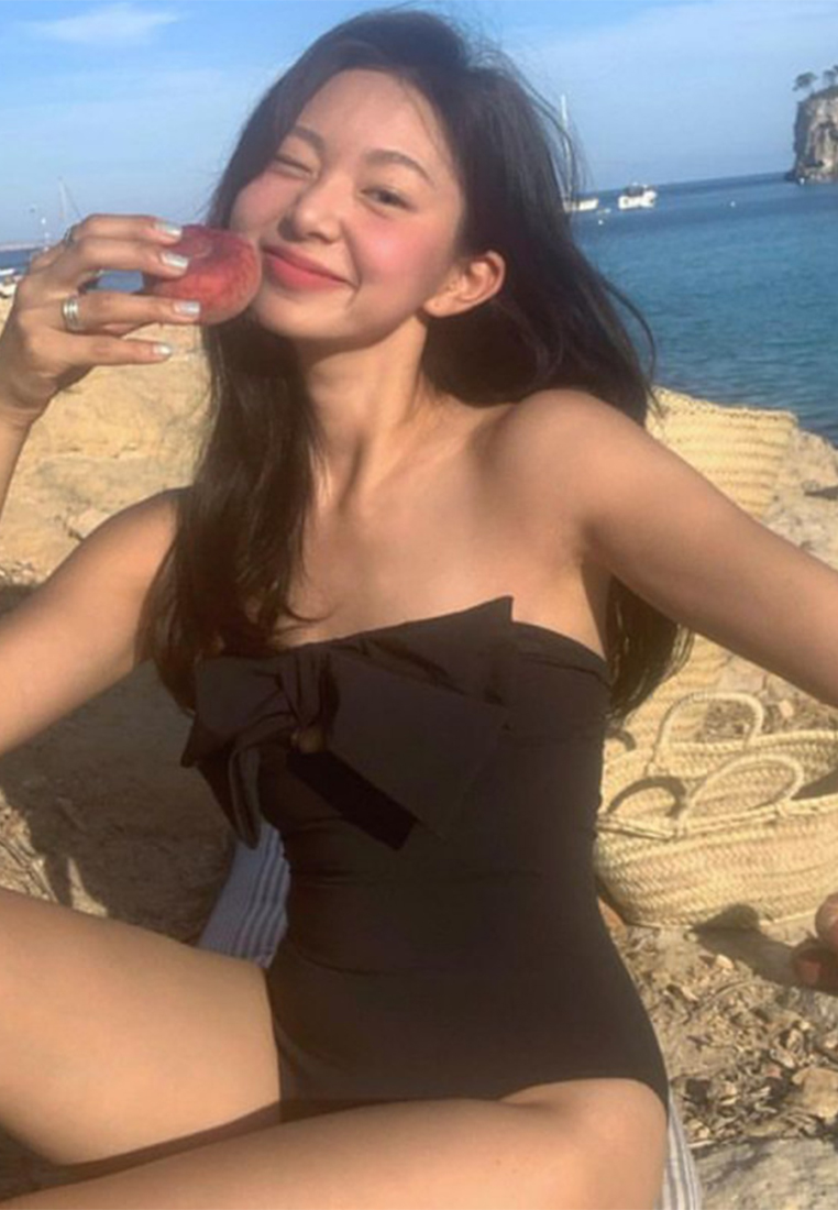 Fashion One Piece Sexy Swimsuit  CA24032124BK