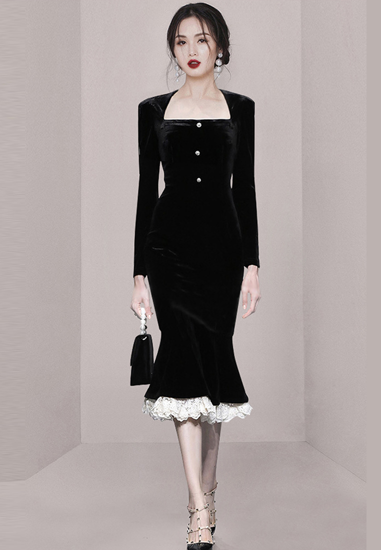 2024 Autumn New Style French Square Neck Velvet Dress CA24073125BK