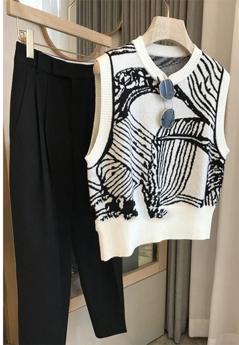 New Fashion Trend Vintage Jacquard Knitted Vest CA110225BK