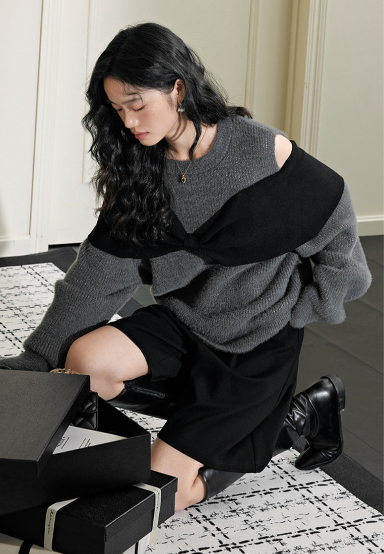 Fashionable bow contrasting color sweet style knitted sweater top CA120425