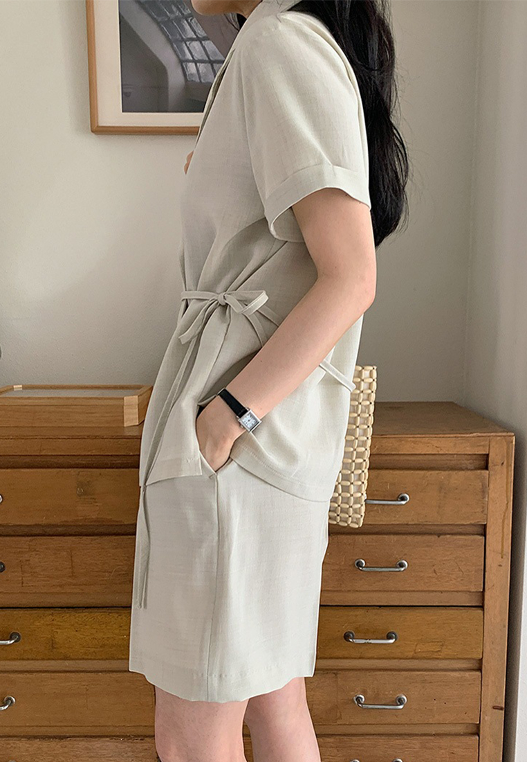 Korean retro lapel tie loose coat + high waist wide leg casual shorts set CA25060325BE