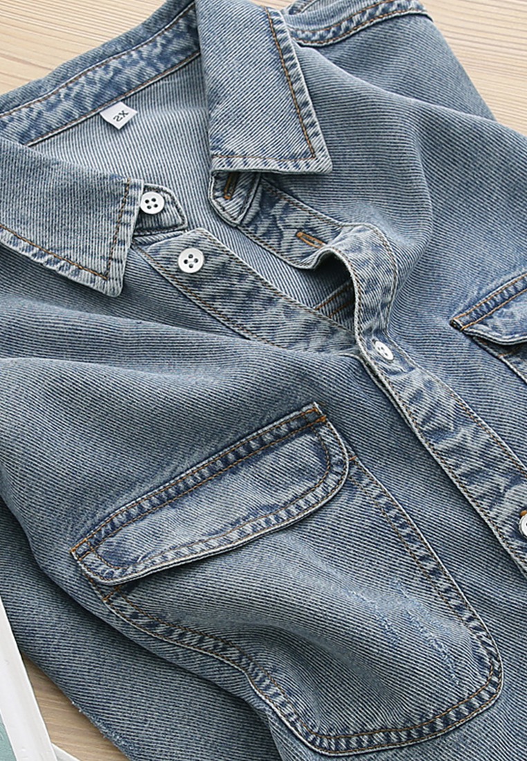 Loose-fitting denim shirt CA110226