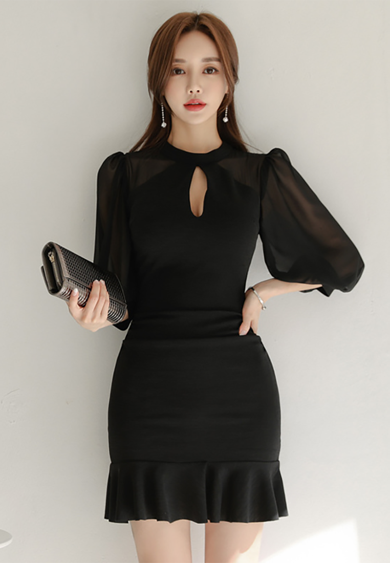 New Korean-style Round Neck Sheer Chiffon Paneled Hem Flared Bodycon Dress CA25091526BK