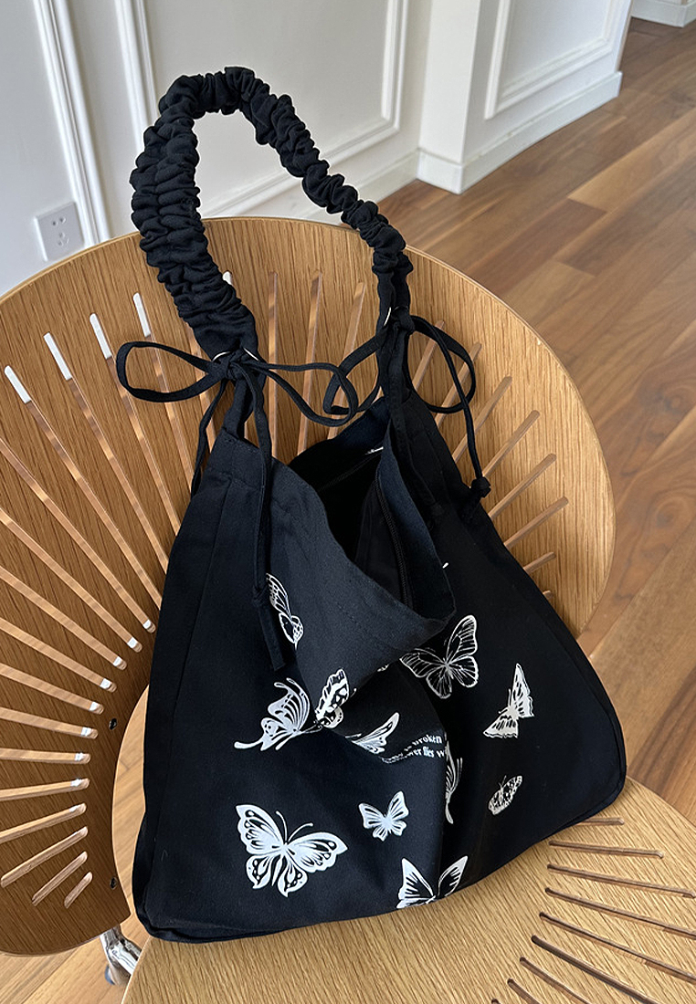 2024 Large capacity black and white crossbody shoulder bag CA24032326BK