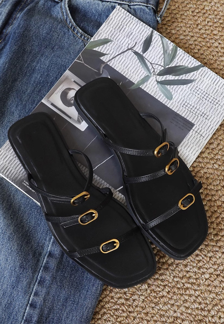 Fashionable genuine leather open-toe slippers CA225042226BK