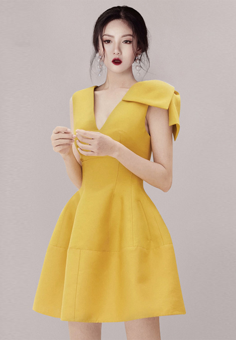 French dress temperament V-neck dress A021928