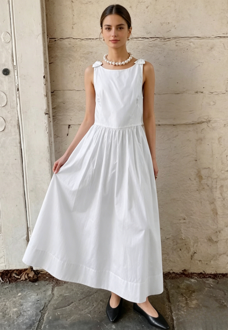 `White Sleeveless Crop Top Maxi Skirt Set`K26042404