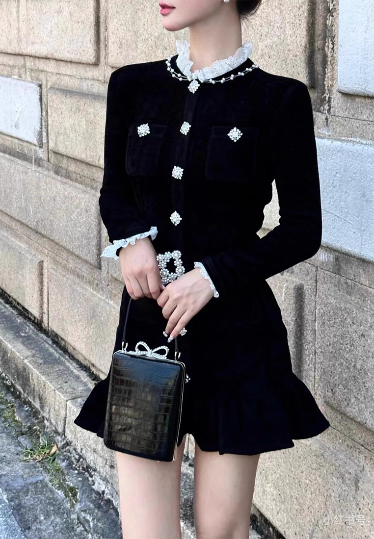 Early Autumn New French Lace Splicing Velvet Dress CA25092529BK