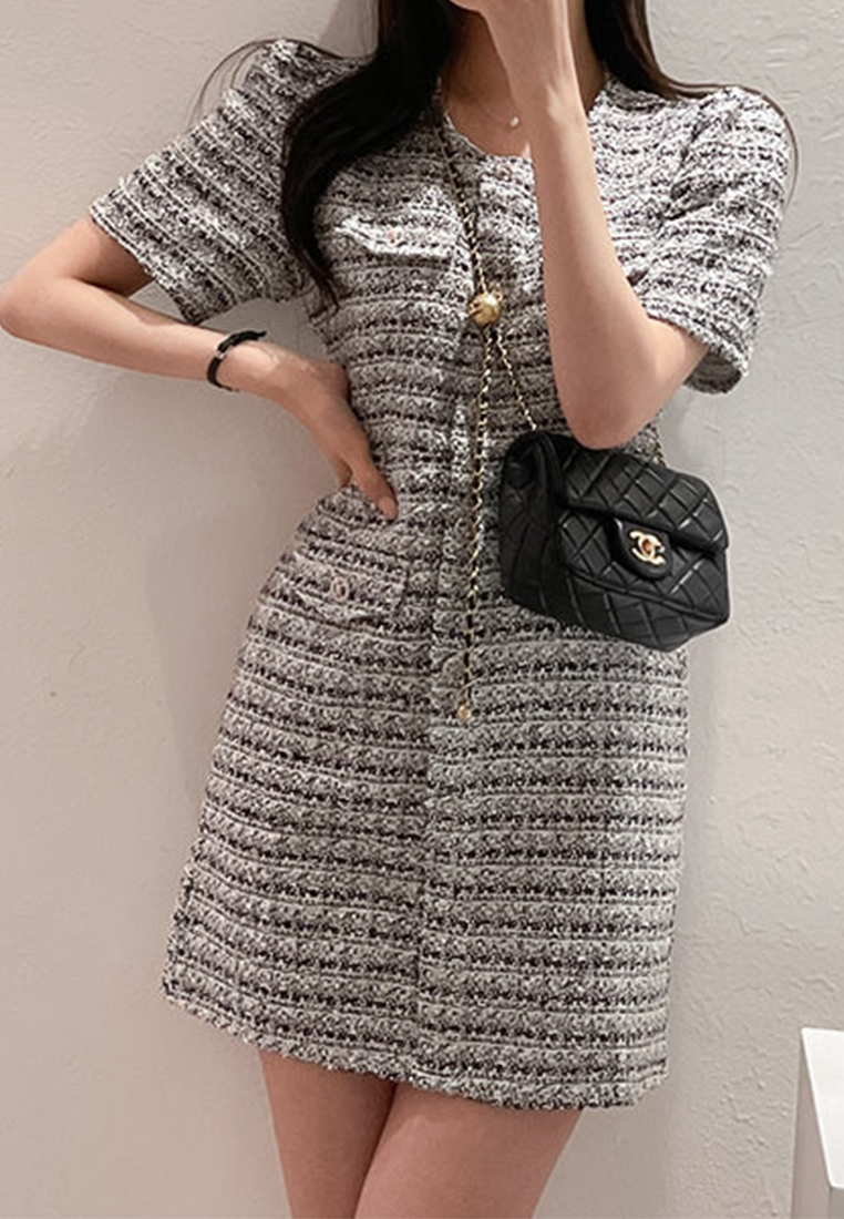 Temperament round neck slim button dress CA25032729W