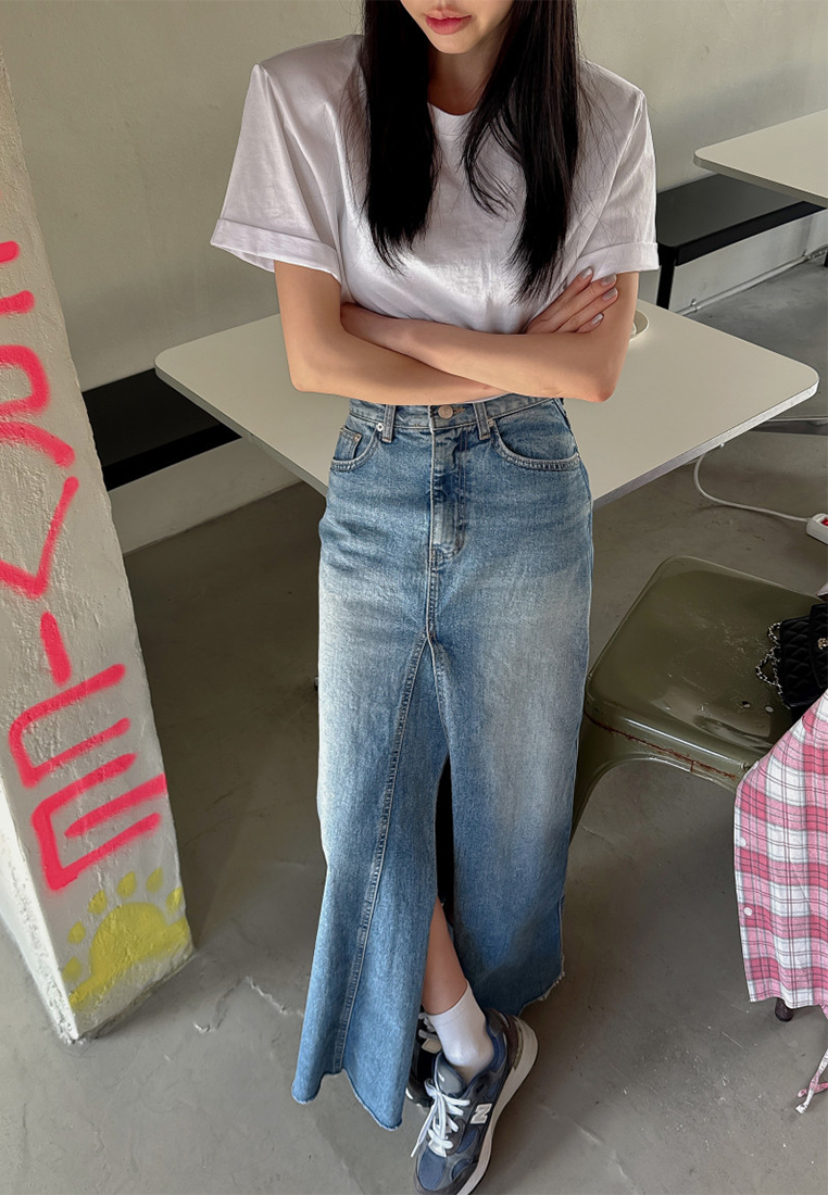 New Korean style whitened A-line split denim skirt CA25042929BL