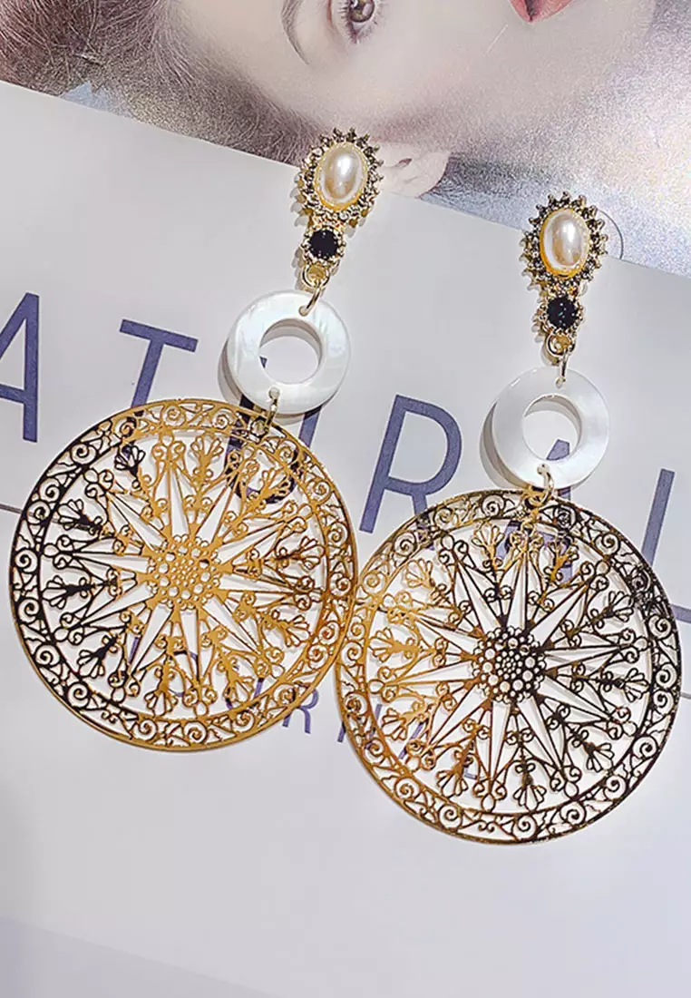 Hollow and Carved Round Metal Earrings CA060303