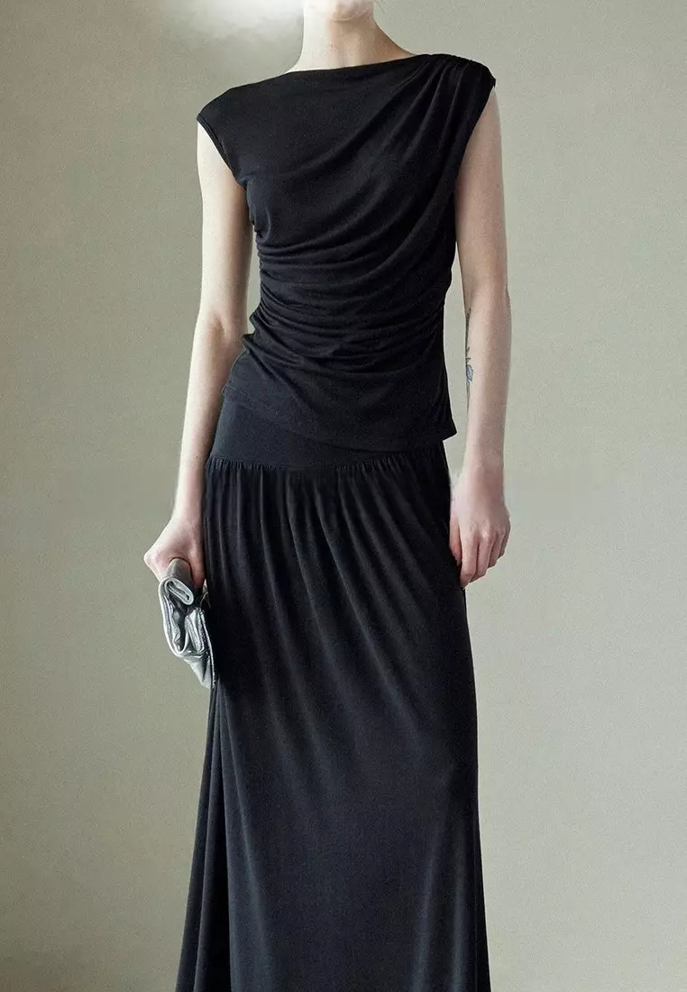 Fashionable and elegant round neck sleeveless vest and long skirt suit dress K052809GY