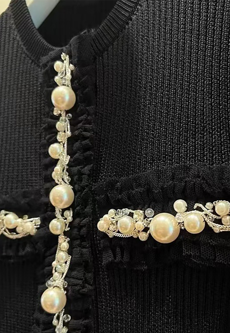 New black small fragrance diamond knitted cardigan CA25110703BK