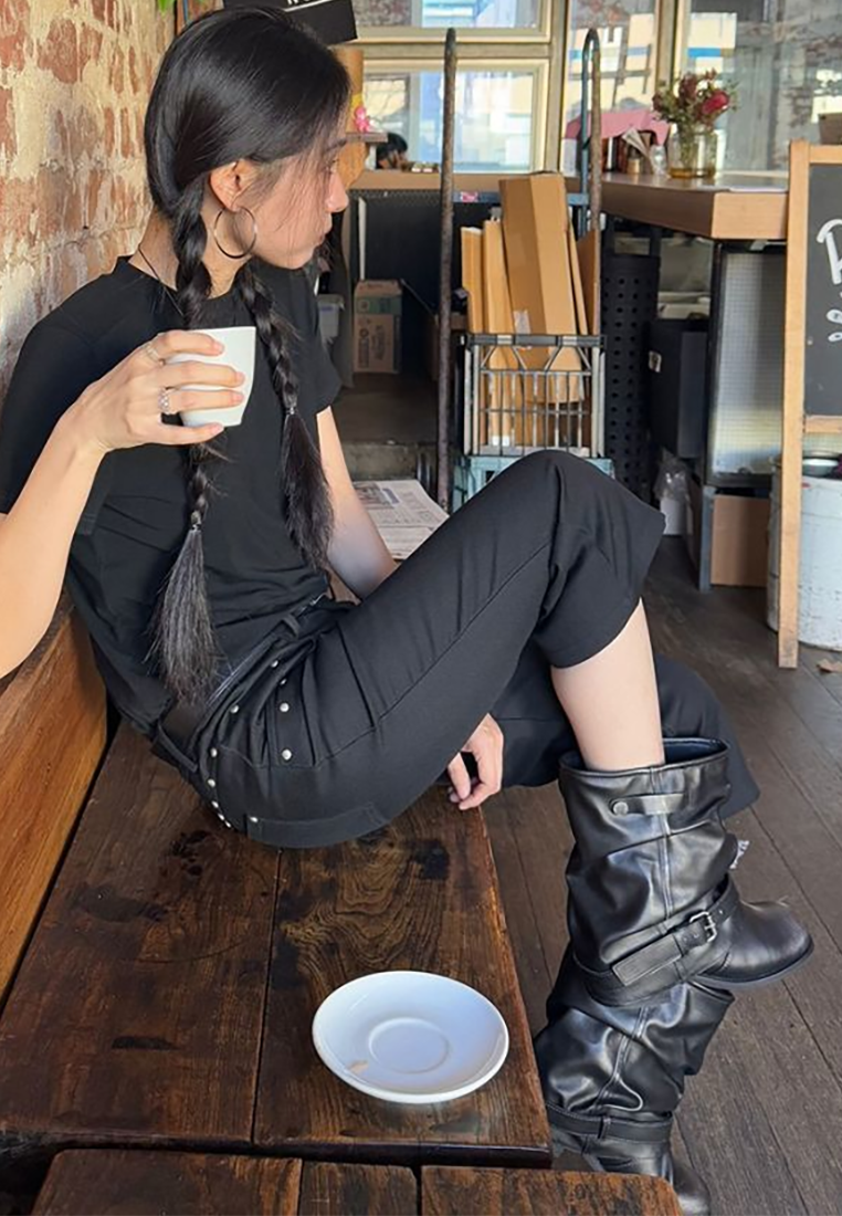 New square toe versatile Martin boots CA25090203BK