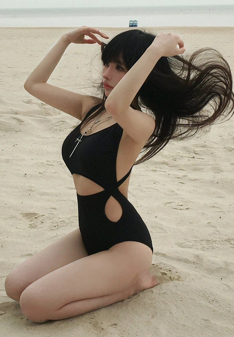 Black slim one-piece hollow sexy swimsuit CA25052331BK