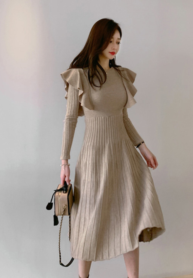 Elegant Ladies' Fashionable Slim-Fit Waist-Defined Knit Swing Dress CA2512133BE