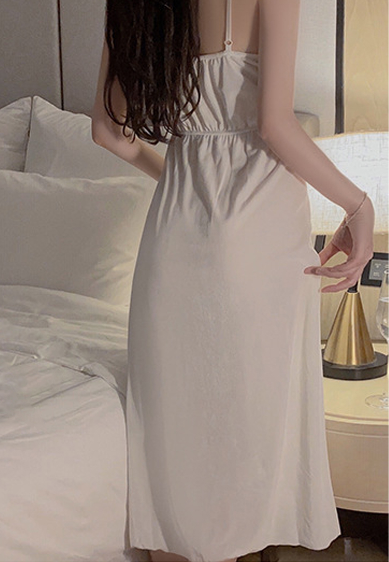 Autumn and winter velvet thickened strappy robe and suspender nightgown CA24112033W